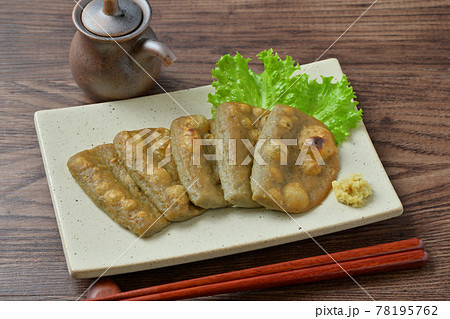 黒はんぺん、黒半片、焼きはんぺん。郷土料理、地元グルメ。鰯はんぺん。 黒はんぺん、黒半片、焼きはんぺん。郷土料理、地元グルメ。鰯はんぺん。 78195762