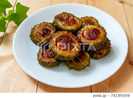 ゴーヤの肉詰め 78199309