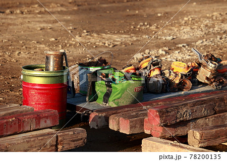 工事現場の治工具 78200135