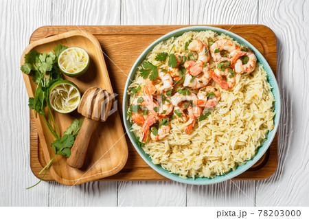 Lime shrimps with cilantro and rice, top view 78203000