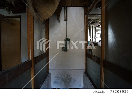 廃墟　モテル北陸　石川県　加賀市　廃モーテル　廃ラブホテル 78203932