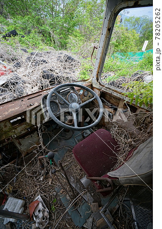 廃墟　廃バス　廃車体　草ヒロ　長野県　長野市　長電バス　長野電鉄　バス 78205262