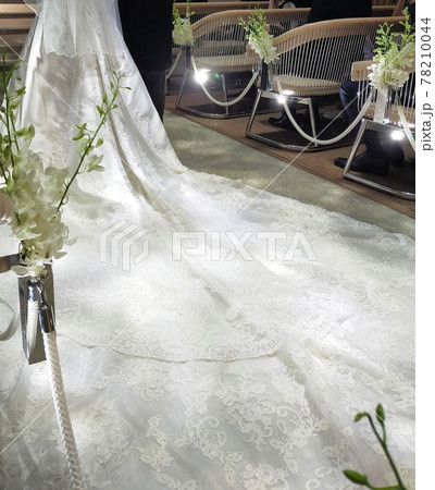 結婚式　ウエディングドレス 78210044