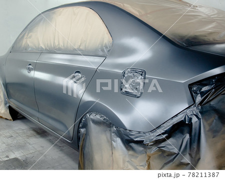 Stage of application of car paint.Car repair technology 78211387