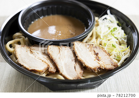 つけ麺チャーシュー入り つけ麺チャーシュー入り 78212700