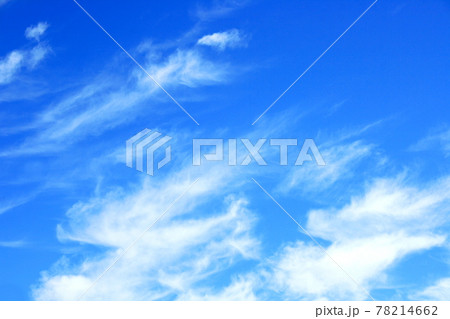 Big fluffy clouds (Altocumulus) Big fluffy clouds (Altocumulus) 78214662