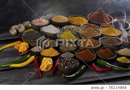 Wooden bowl spice and smoke 78214868