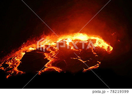 エルタ・アレ火山（ダナキル砂漠、エチオピア） 78219399