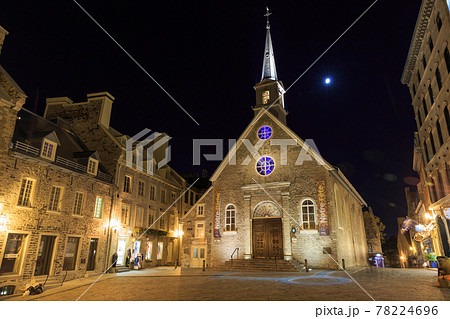 カナダ_ケベックシティ_勝利のノートルダム教会の夜景 78224696
