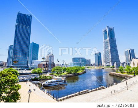 横浜ベイエリア　運河パークとみなとみらい 78225683