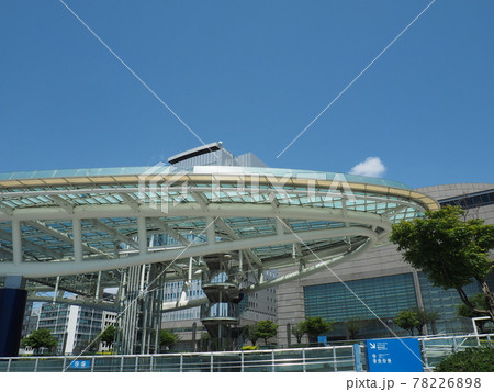 名古屋　オアシス21 　都市公園　宇宙船の屋根 78226898