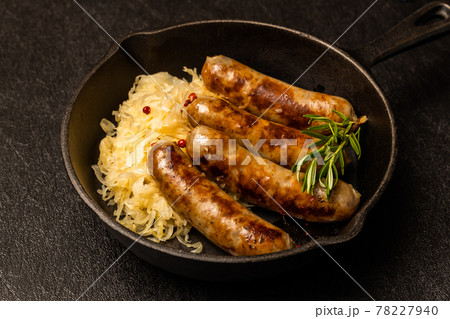 手作りソーセージ Photo of baked fresh handmade sausage 手作りソーセージ Photo of baked fresh handmade sausage 78227940