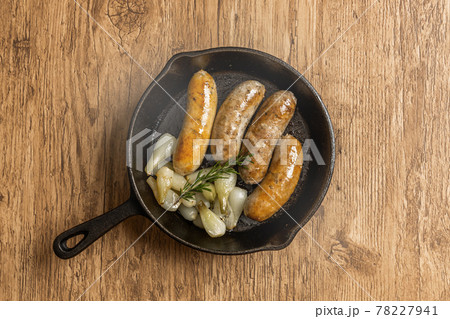 手作りソーセージ Photo of baked fresh handmade sausage 手作りソーセージ Photo of baked fresh handmade sausage 78227941
