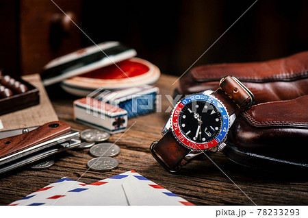 men wristwatch with leather strap men wristwatch with leather strap 78233293