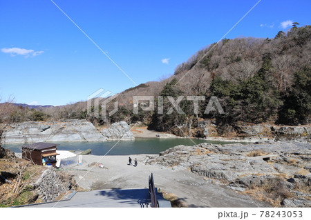 埼玉県秩父郡長瀞町の荒川と長瀞の風景 埼玉県秩父郡長瀞町の荒川と長瀞の風景 78243053