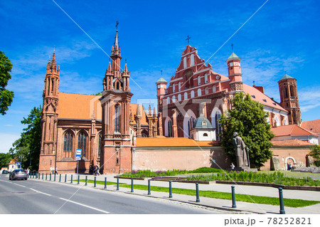 St. Anne's Church and the church of the Bernardine Monastery on sunny day in Vilnius old town, Lithuania St. Anne's Church and the church of the Bernardine Monastery on sunny day in Vilnius old town, Lithuania 78252821