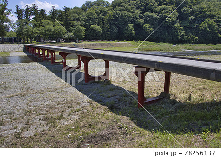 埼玉の沈下橋(冠水橋)鞍掛橋・都幾川 埼玉県東松山市 埼玉の沈下橋(冠水橋)鞍掛橋・都幾川 埼玉県東松山市 78256137