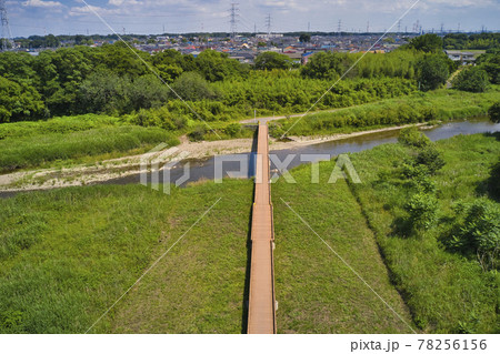 埼玉の沈下橋(冠水橋)若宮橋・高麗川 埼玉県坂戸市(ドローンによる空撮) 埼玉の沈下橋(冠水橋)若宮橋・高麗川 埼玉県坂戸市(ドローンによる空撮) 78256156