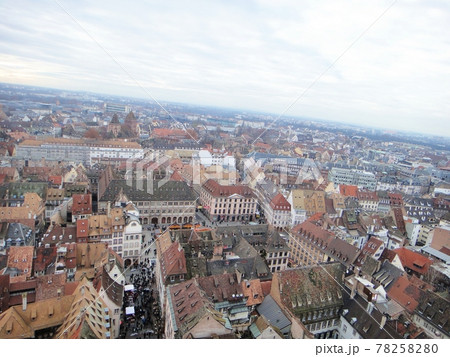 【フランス】ストラスブールの街並み（遠景） 78258280