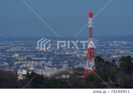 足羽山の福井放送テレビ送信所タワー 78260951