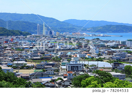 紀三井寺　仏殿展望所から見た和歌山市内の情景 78264533