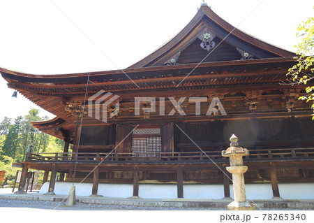 三井寺 金堂(天台寺門宗 総本山園城寺・西国十四番札所)【滋賀県大津市】 三井寺 金堂(天台寺門宗 総本山園城寺・西国十四番札所)【滋賀県大津市】 78265340