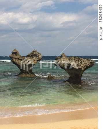 恋する島のハートロック 78268439