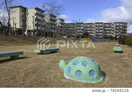 千里ニュータウン新千里東町(大阪府豊中市)の府営新千里東住宅 千里ニュータウン新千里東町(大阪府豊中市)の府営新千里東住宅 78269328