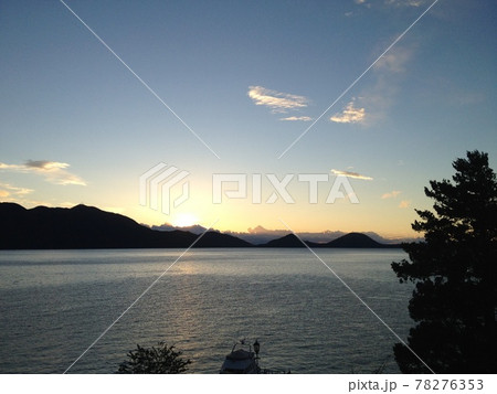 支笏湖の朝 支笏湖の朝 78276353