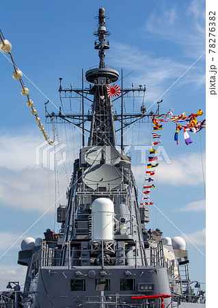 満艦飾を掲げた海上自衛隊の護衛艦（木更津・千葉）	 78276382