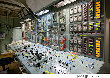 護衛艦を操縦する操作パネル(木更津市・千葉) 護衛艦を操縦する操作パネル(木更津市・千葉) 78276385