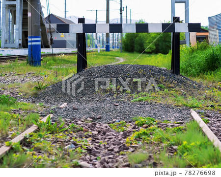 Abandoned railway deadlock. Railway impasse. Signs of railway deadlock. Abandoned railway deadlock. Railway impasse. Signs of railway deadlock. 78276698