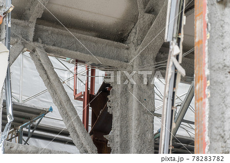 解体現場 鉄骨造の解体 吹付ロックウール 解体現場 鉄骨造の解体 吹付ロックウール 78283782