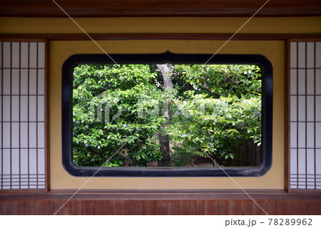 慈光院　廊下の窓　奈良県大和郡山市 78289962