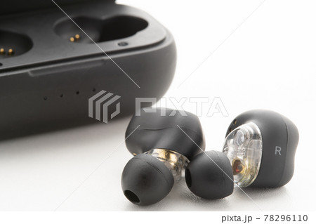 イヤホン　ワイヤレス 78296110