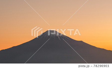 浜石岳から望む富士山(夜明け) 浜石岳から望む富士山(夜明け) 78296903