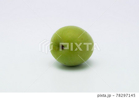 梅の実（青梅） 78297145