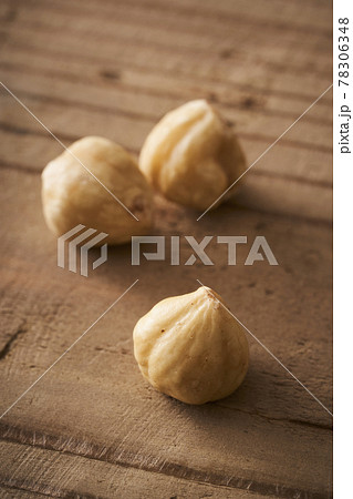ヘーゼルナッツ ヘーゼルナッツ 78306348