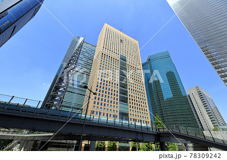 東京　汐留の都市風景　汐留タワーと汐留シティセンター 78309242