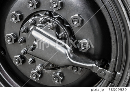 tire tread wheel with automatic tire booster system 78309929
