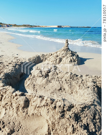 Sand castle on Penna Grossa beach, Torre Guaceto Sand castle on Penna Grossa beach, Torre Guaceto 78310057