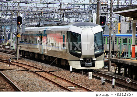 日光路へ向けて…春日部駅にて『特急リバティ』 日光路へ向けて…春日部駅にて『特急リバティ』 78312857