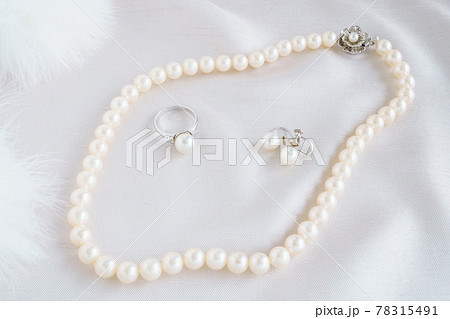 真珠ネックレス 指輪 イヤリング　3点セット 78315491