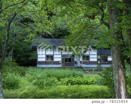 家屋、写真 花巻の高村光太郎山荘 ストイックな生活をした高村光太郎の山荘 家屋、写真 花巻の高村光太郎山荘 ストイックな生活をした高村光太郎の山荘 78315954