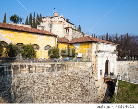 moat and walls of fortress Castello di Brescia 78324615