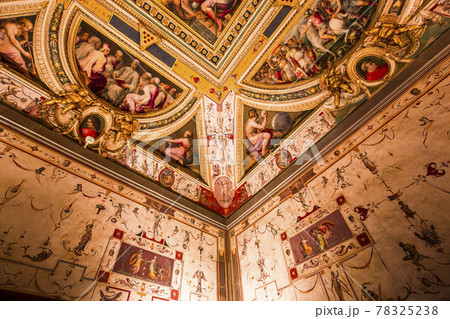 interiors of Palazzo Vecchio, Florence, Italy interiors of Palazzo Vecchio, Florence, Italy 78325238