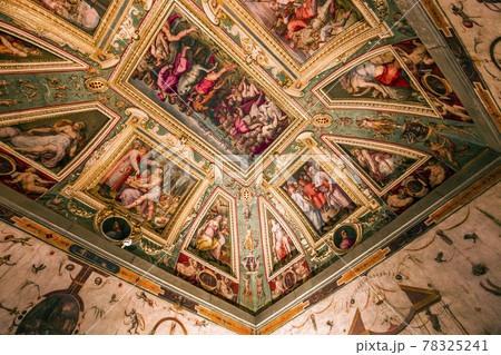 interiors of Palazzo Vecchio, Florence, Italy interiors of Palazzo Vecchio, Florence, Italy 78325241