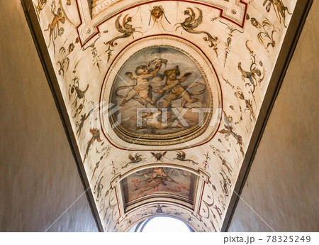 interiors of Palazzo Vecchio, Florence, Italy 78325249