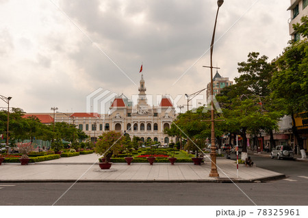 ベトナム、ホーチミン市にあるホーチミン人民委員会庁舎 78325961