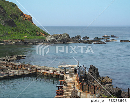 小樽　おたる水族館　トドショーの飛び込み台 78328648